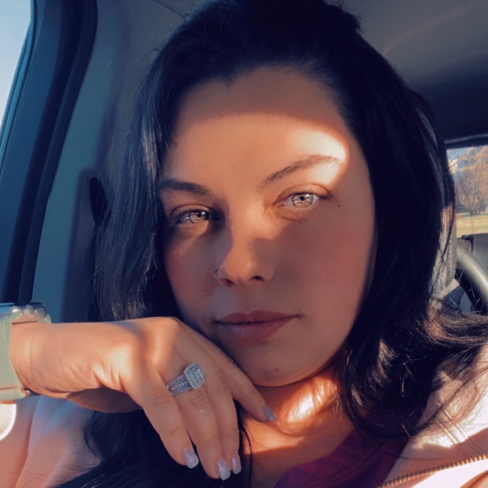 Meet your Posher, Christina